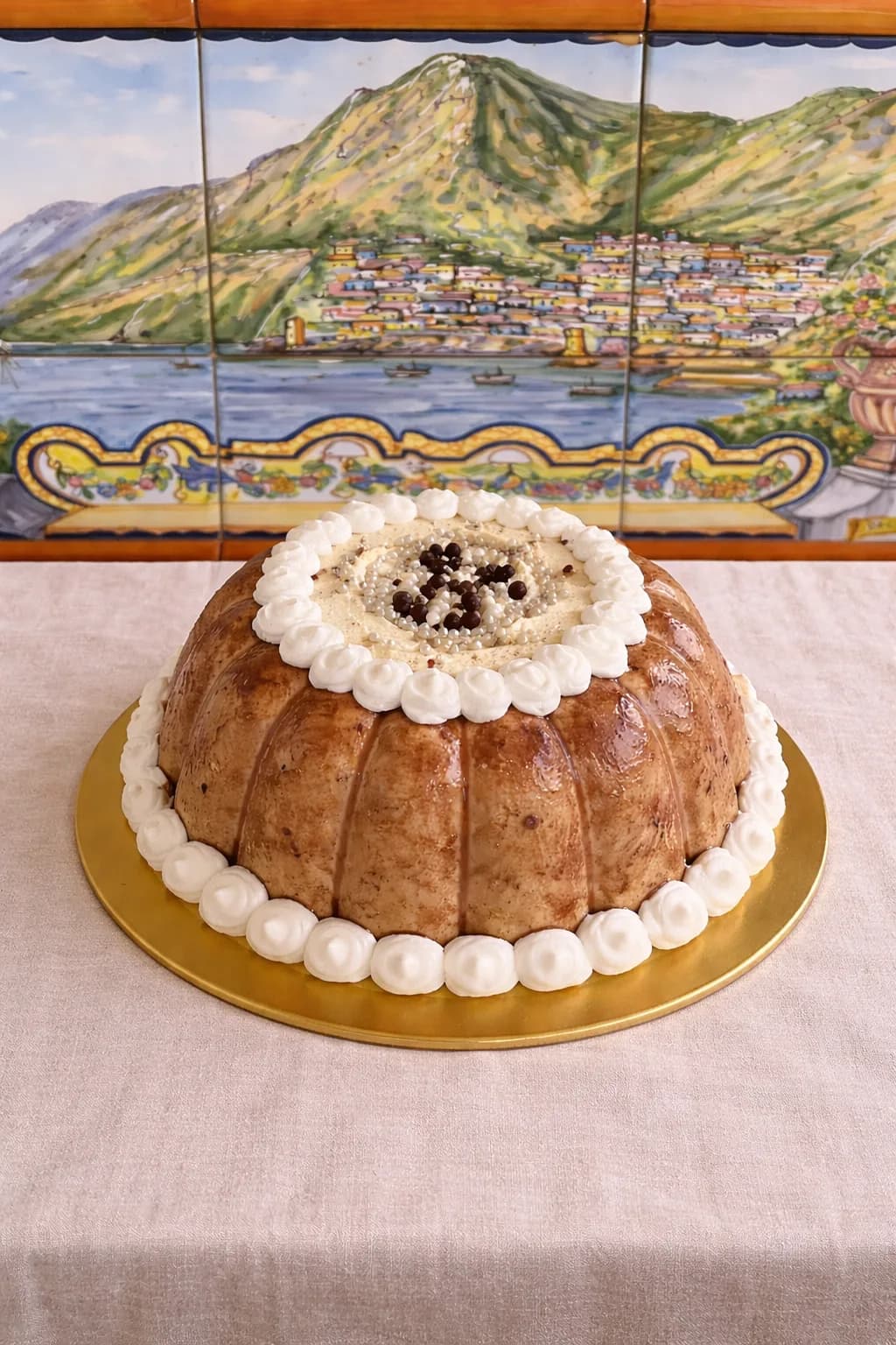 Individueller Bundt Cake mit Creme